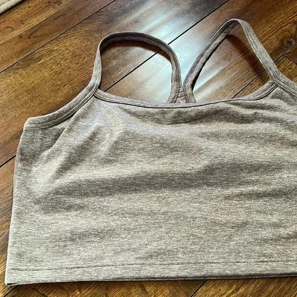 Aerial Offline Crop top - Picture 2 of 4